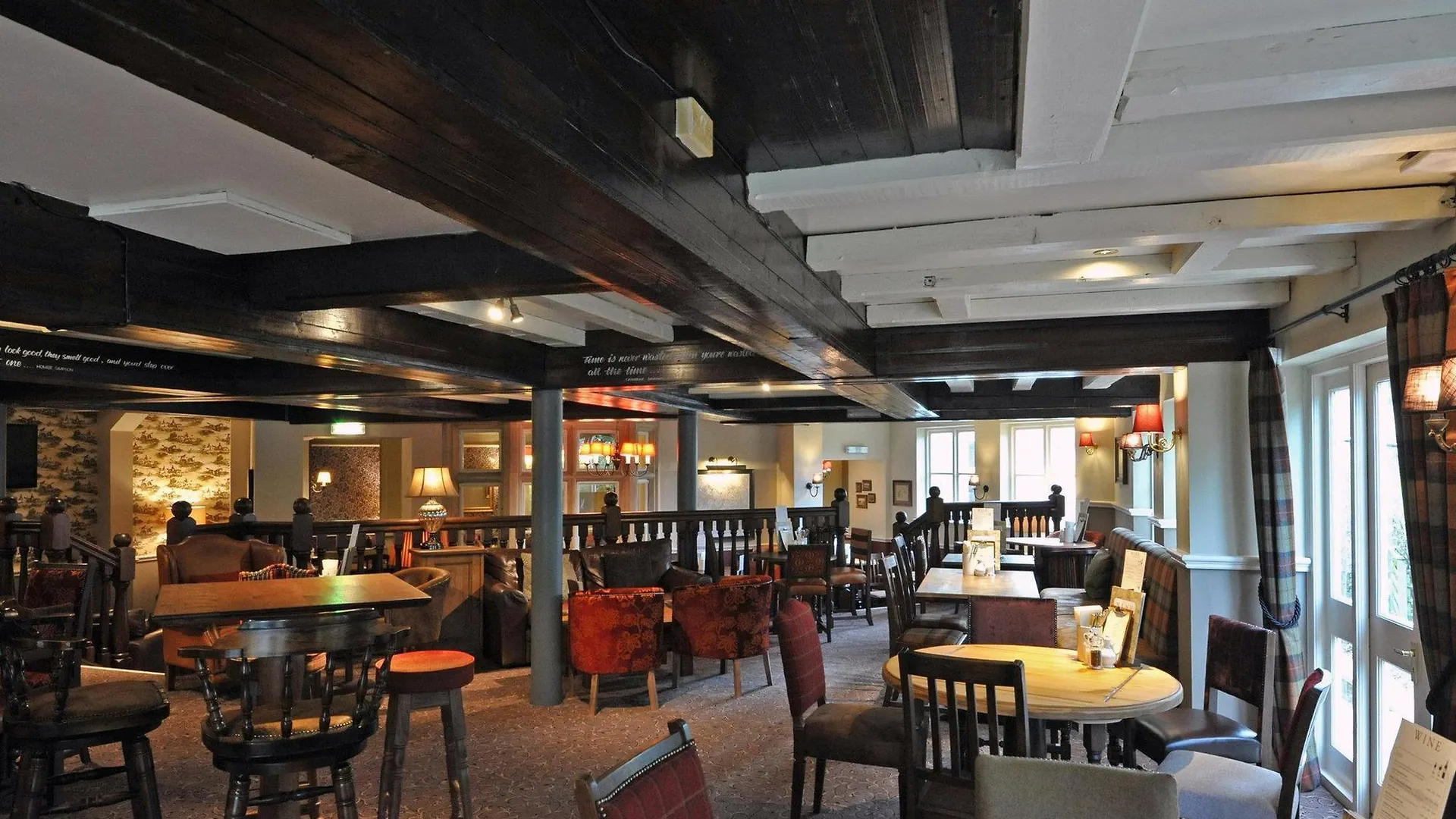 Royal George Hotel By Greene King Inns Birdlip