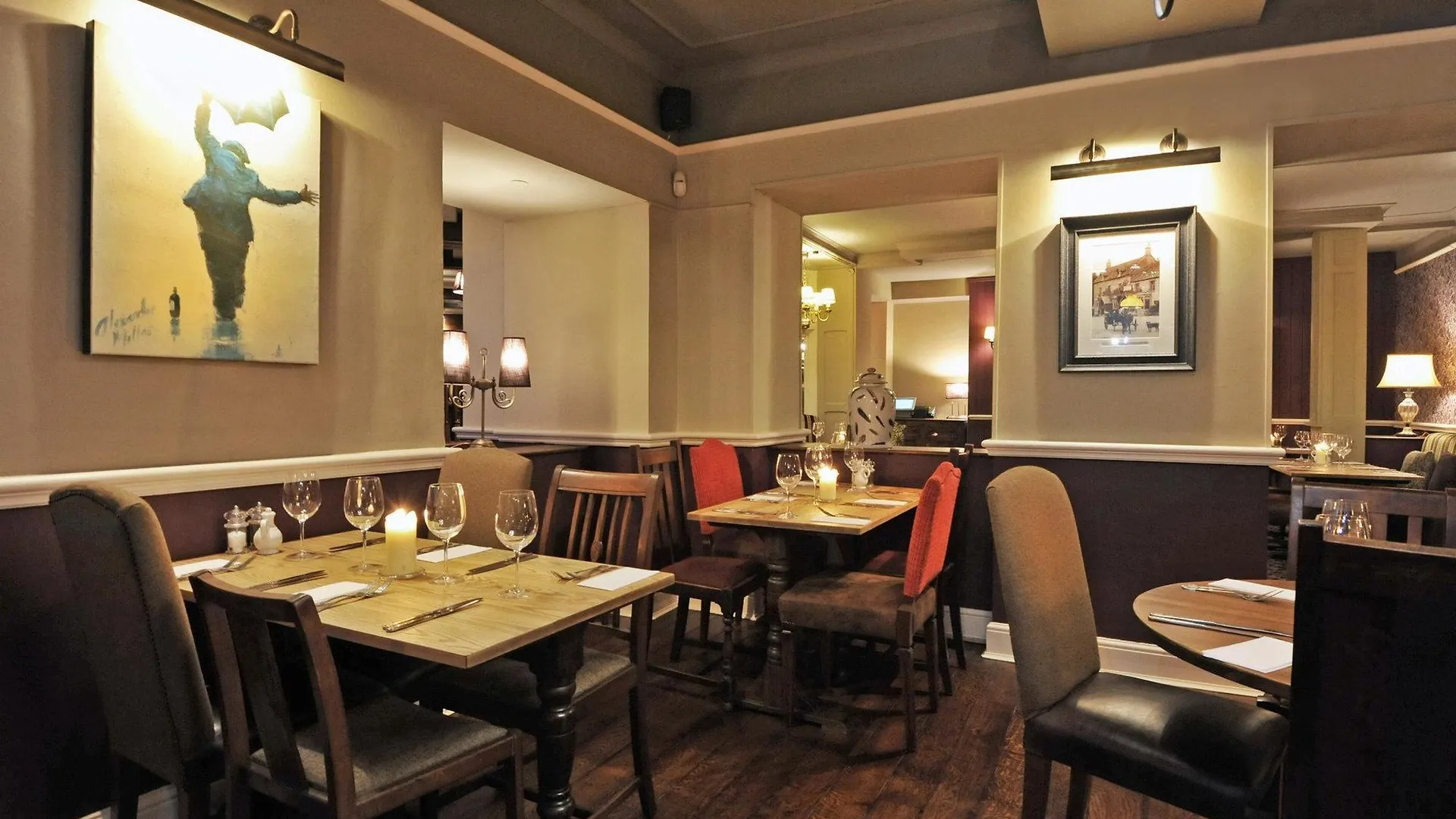 ***  Royal George Hotel By Greene King Inns Бирдлип Великобритания