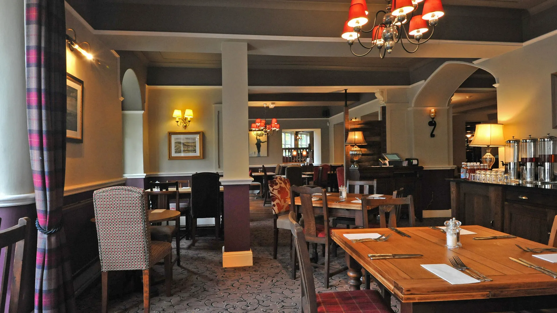Royal George Hotel By Greene King Inns Бирдлип